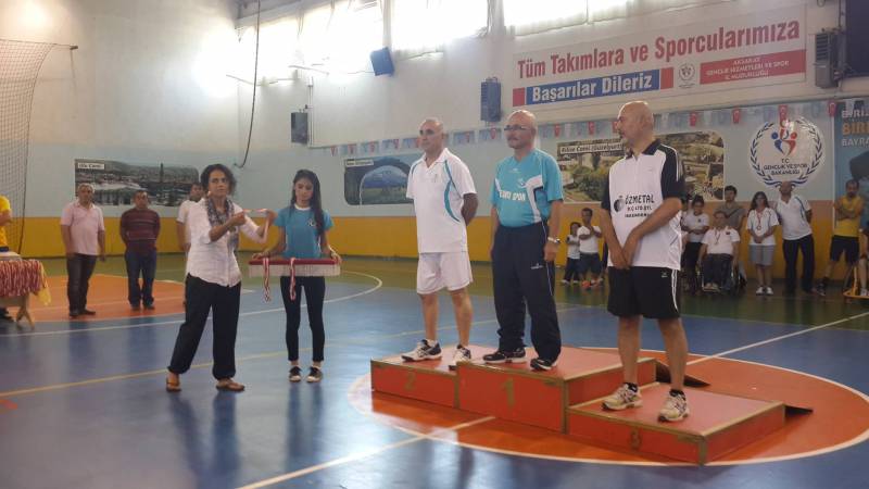Badminton Takımlarımızdan Kareler – görsel 2