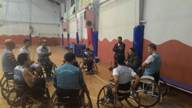 Tekerlekli Sandalye Basketbol Fotoğrafları