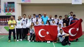 İŞİTME ENGELLİ BADMİNTONCULARIMIZ DÜNYA 3.'SÜ OLDU