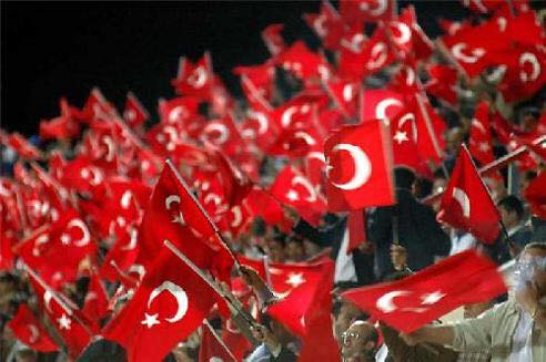 DEMOKRASİYE SAHİP ÇIKAN BÜYÜK, AZİZ VE KORKUSUZ MİLLET – görsel 3